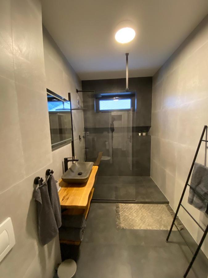 Apartmany Elli Mýto pod Ďumbierom Buitenkant foto